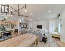 4035 Fonda Way Se, Calgary, AB T2A5R7 Photo 12
