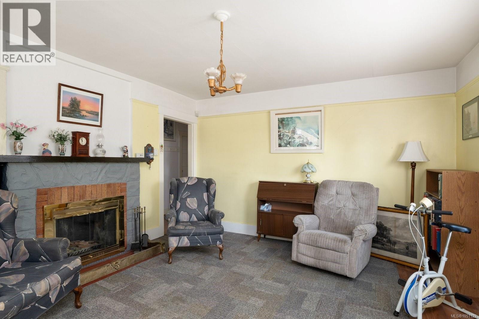 1183 Hillgrove Rd - 15