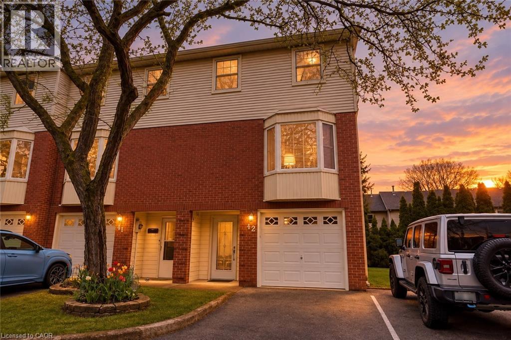 130 LIVINGSTON Avenue Unit# 12