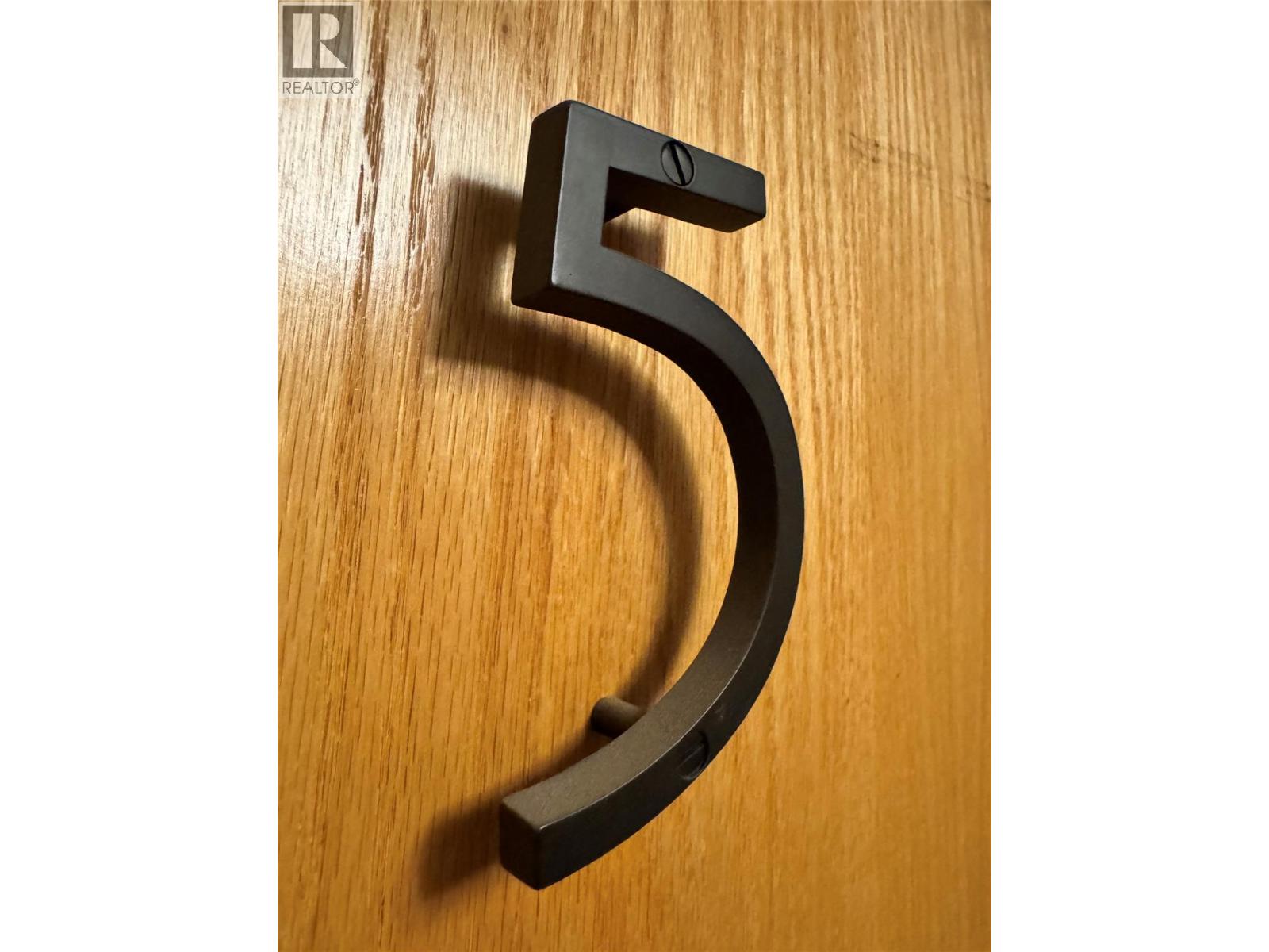 #5 430 4TH Avenue - Image 22