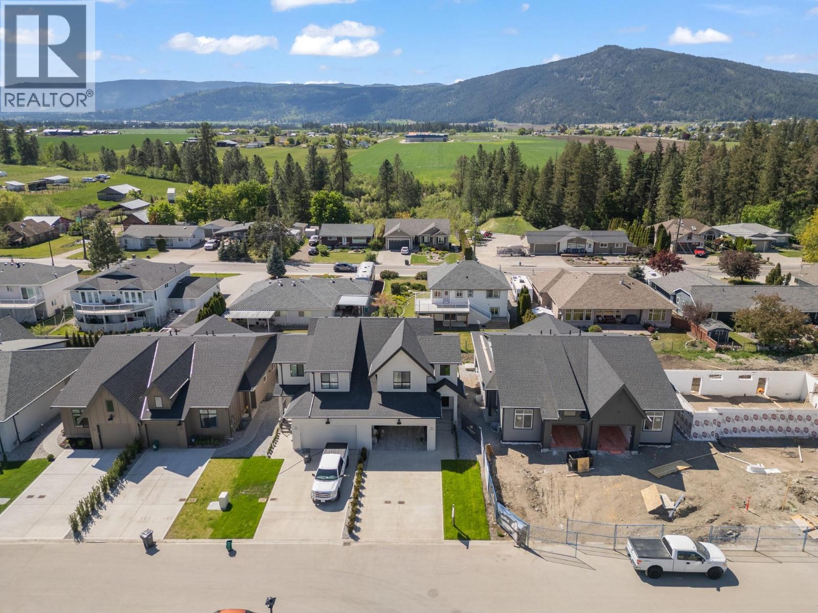 #101 2467 Bradley Drive - 42