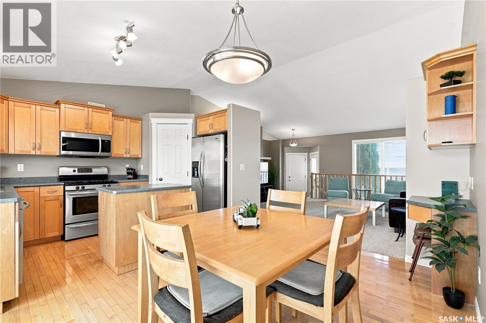 410 Bourgonje COURT, Saskatoon — photo 9