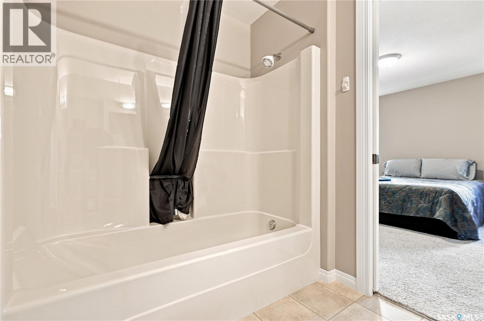 410 Bourgonje COURT, Saskatoon — photo 25
