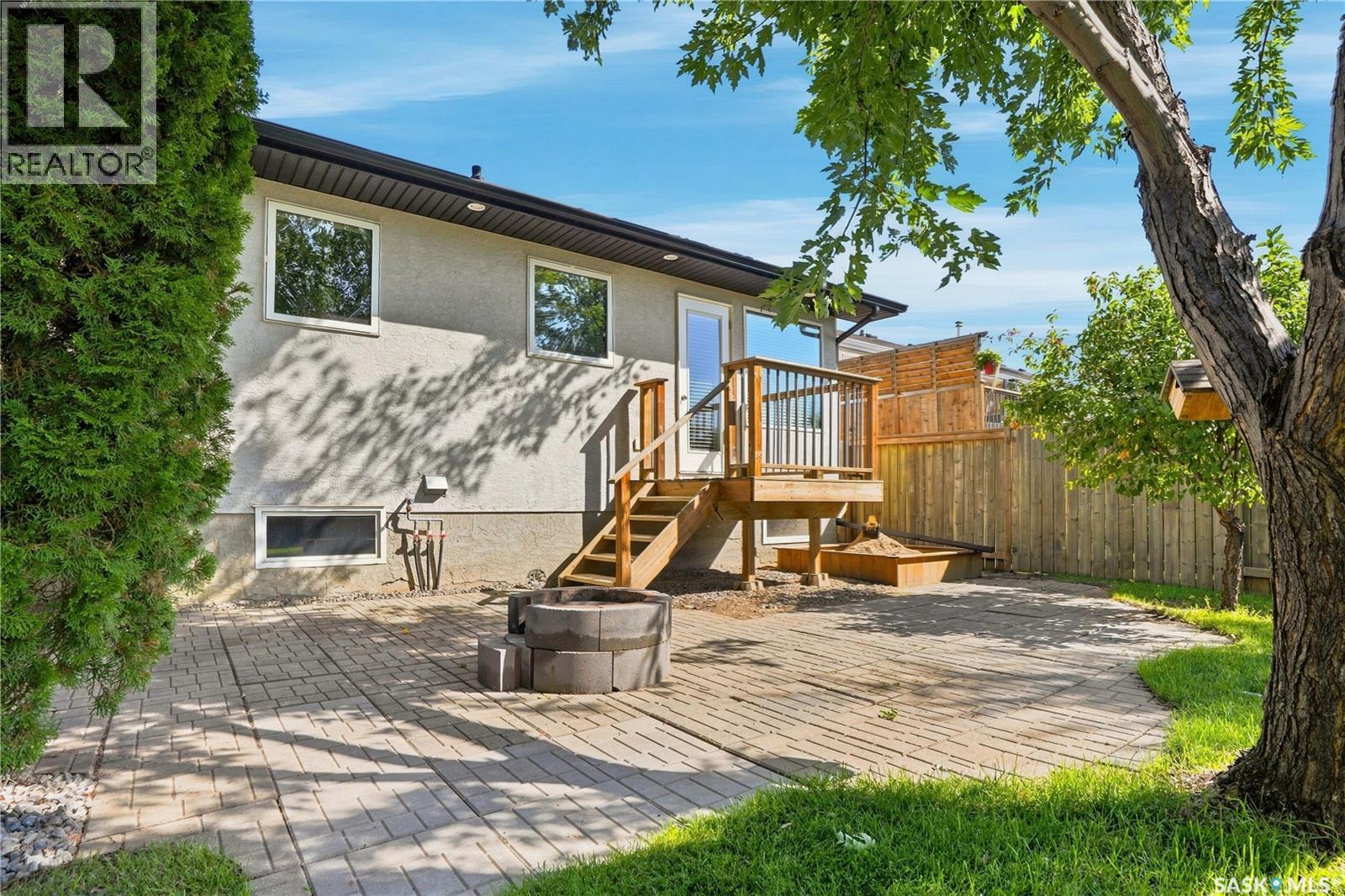 410 Bourgonje COURT - Image 43