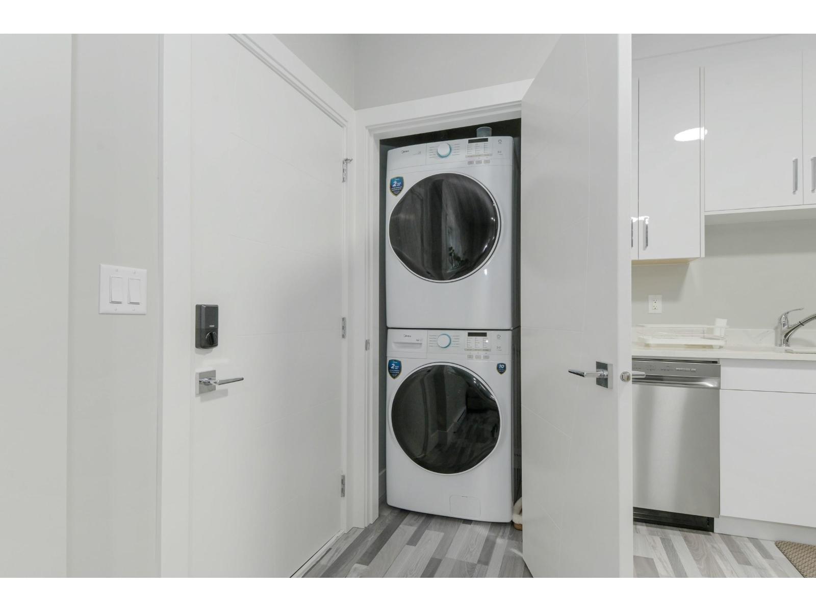 Photo of 34007 BARKER COURT 32