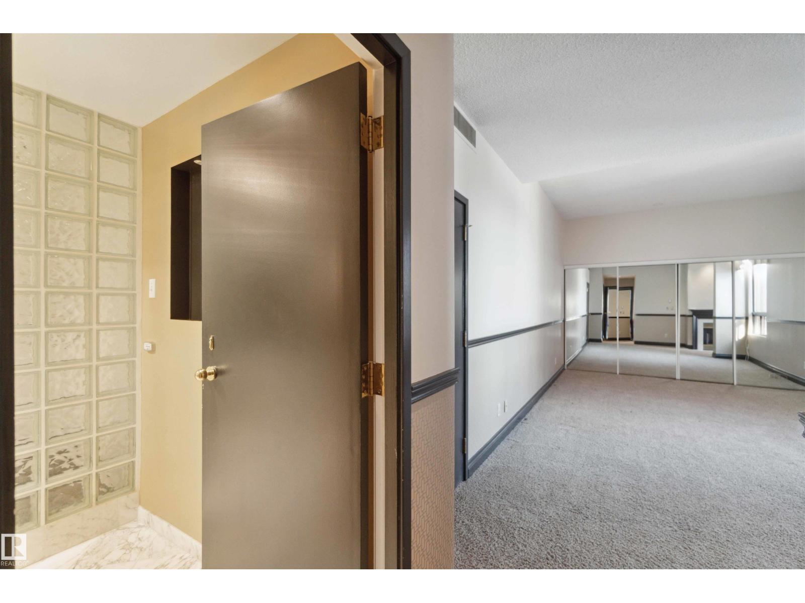 #12A 10050 118 ST NW - Image 18