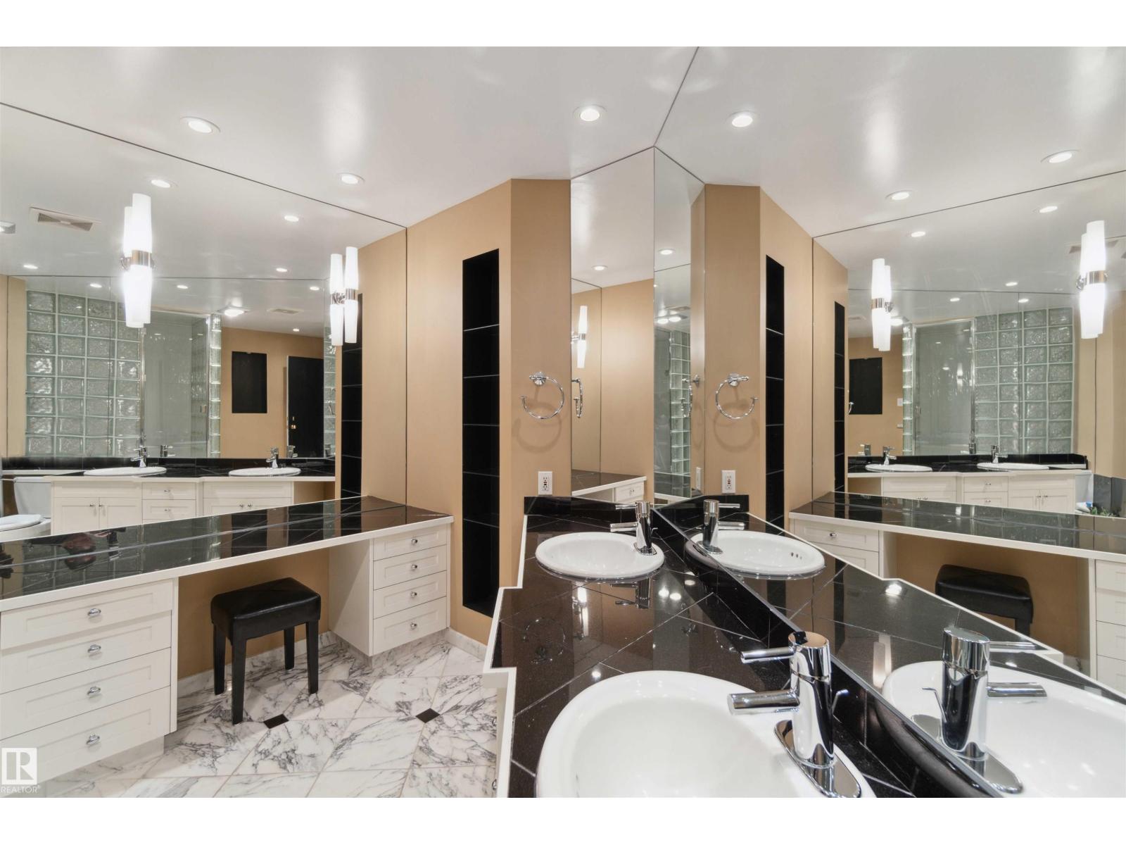 #12A 10050 118 ST NW - Image 21