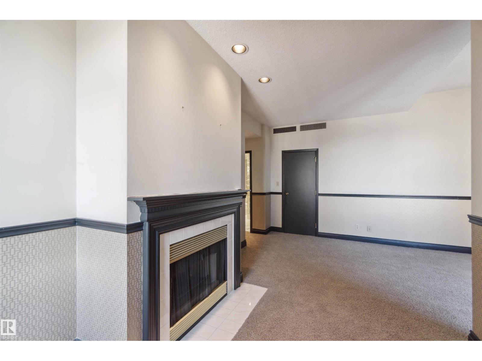 #12A 10050 118 ST NW - Image 25