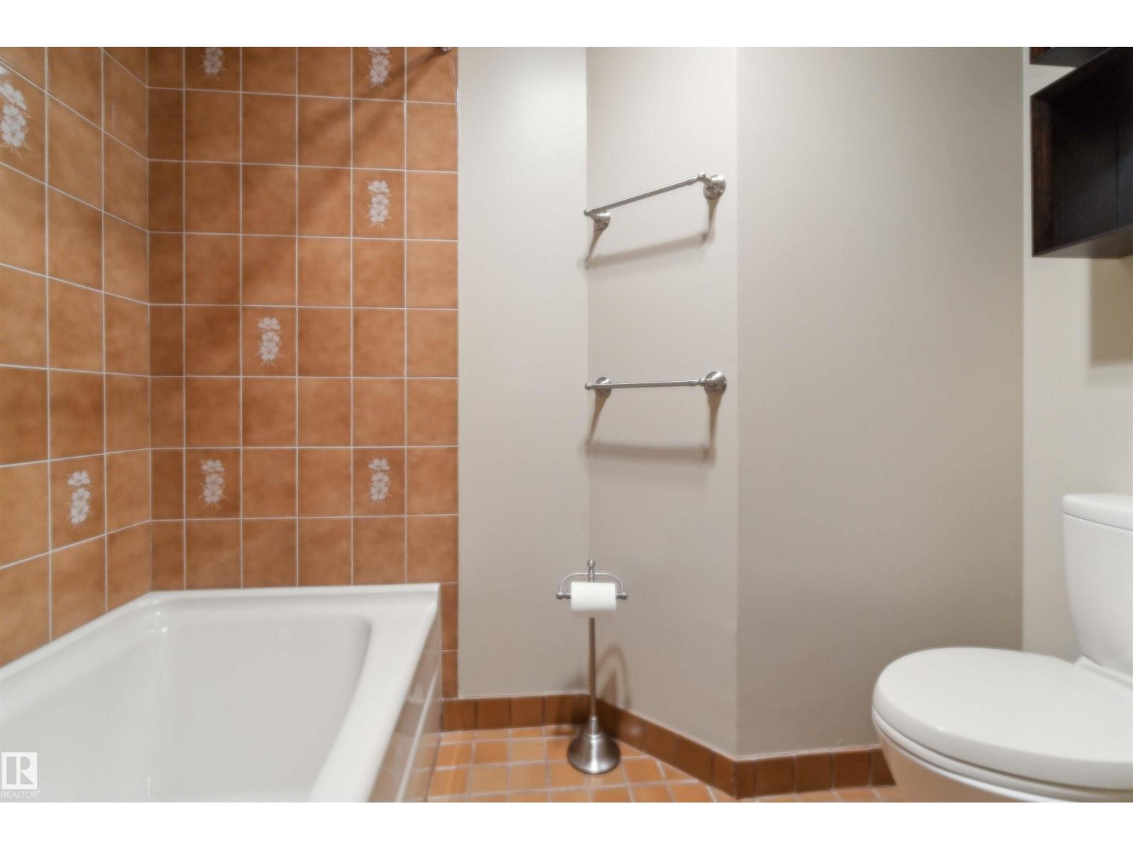 #12A 10050 118 ST NW - Image 35