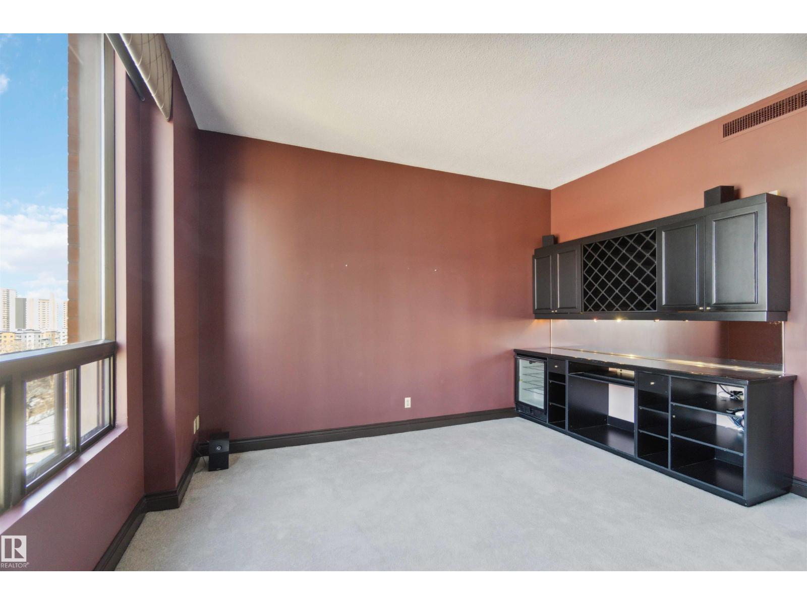 #12A 10050 118 ST NW - Image 38