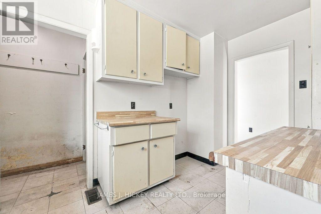 4 SHERIDAN COURT - Image 14