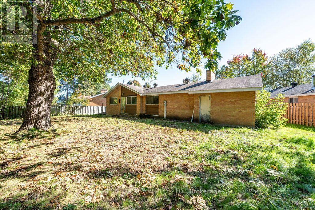 4 SHERIDAN COURT - Image 33