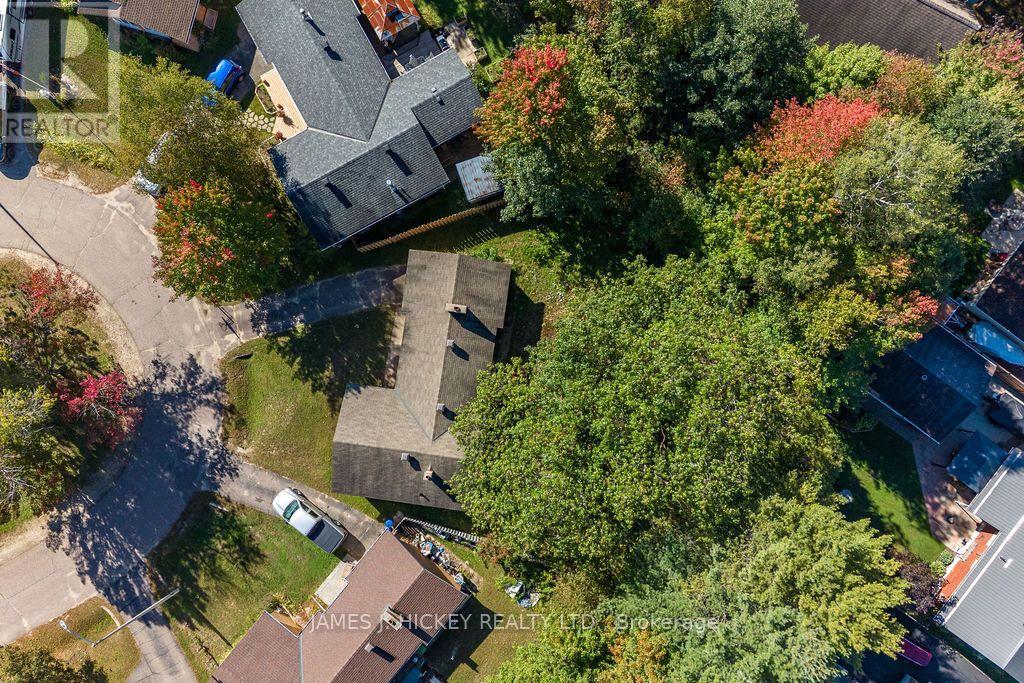 4 SHERIDAN COURT - Image 41