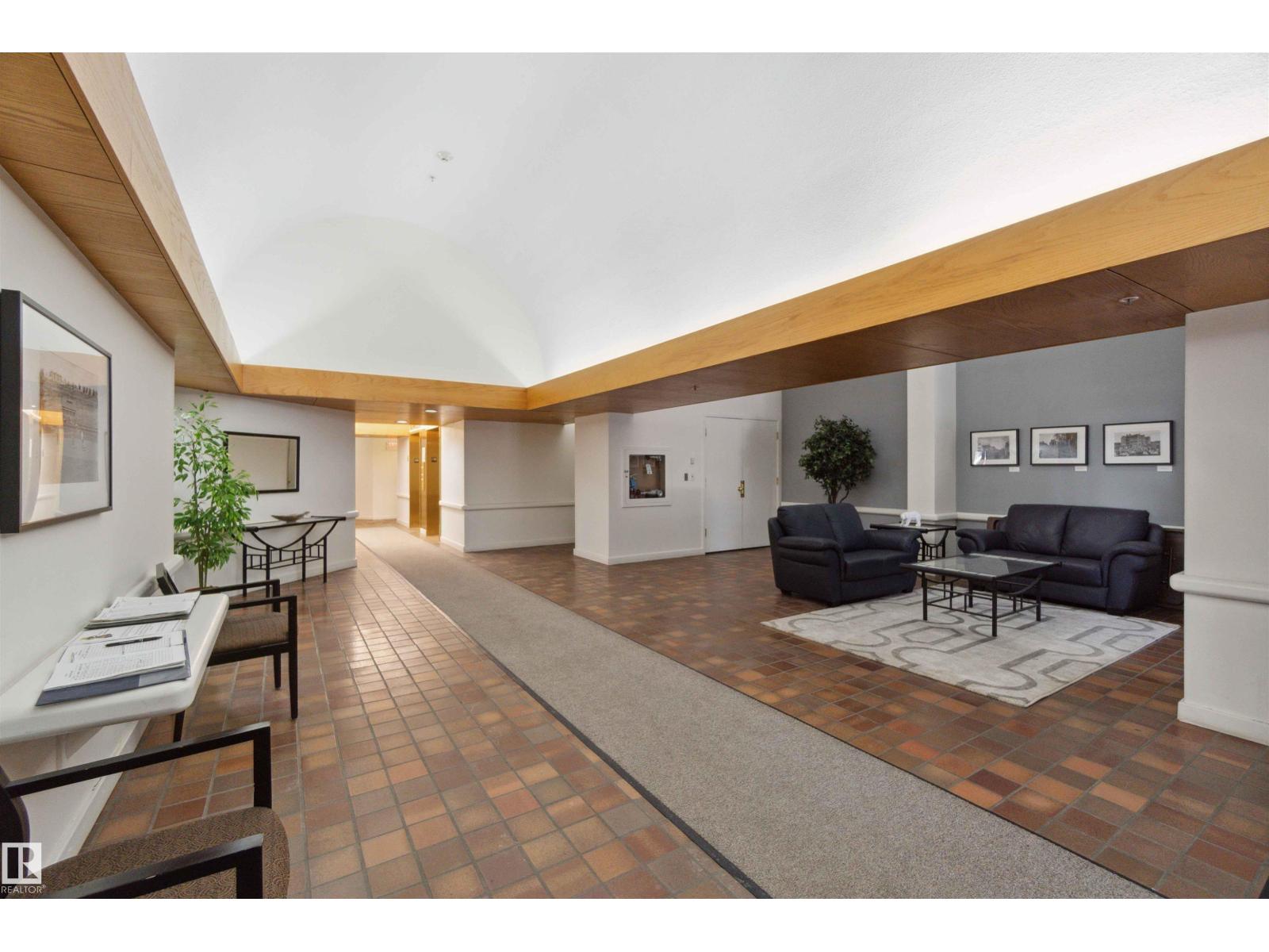 #12A 10050 118 ST NW - Image 41