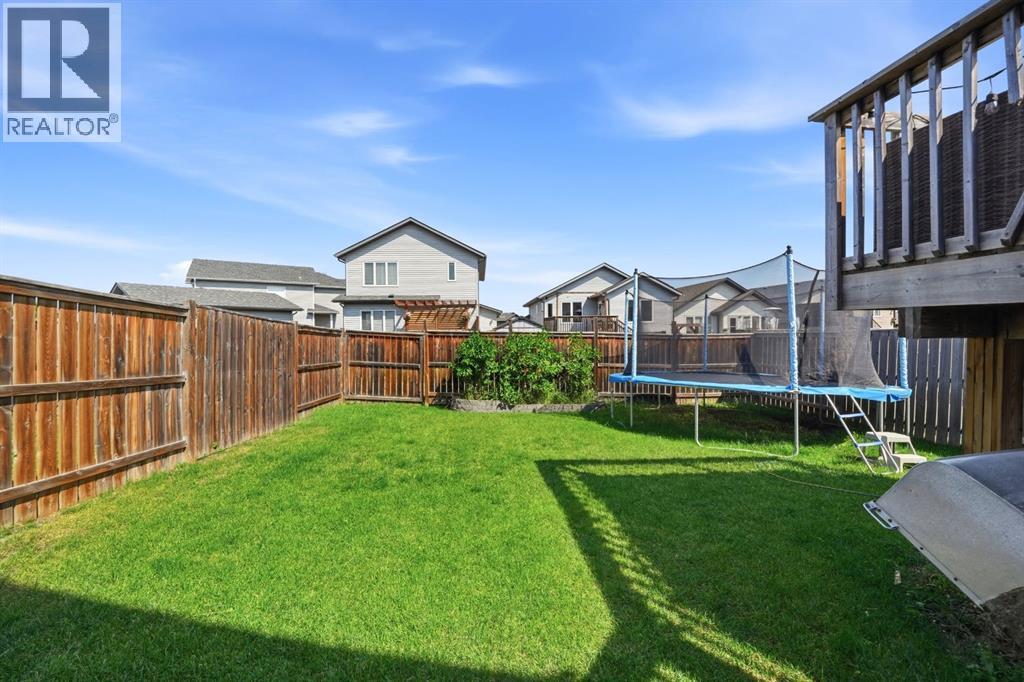 Listing photo – 106 25 Street, Rural Red Deer County
