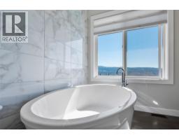 3658 Sillaro Place, Kamloops, BC V2H0G9 Photo 42