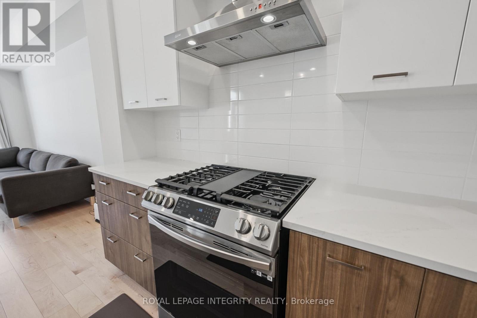 926 OMAGAKI WAY, Ottawa — photo 10