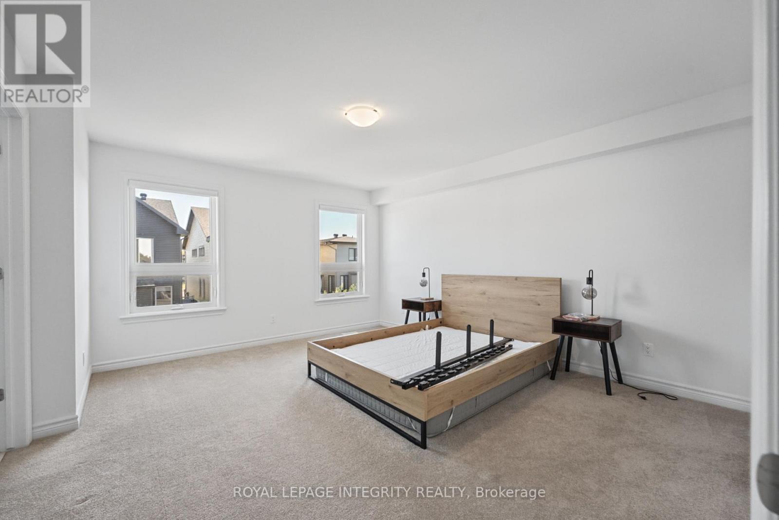 926 OMAGAKI WAY, Ottawa — photo 12
