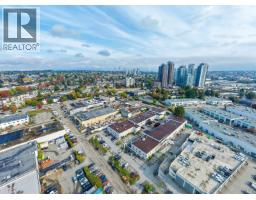 102 8828 Heather Street, Vancouver, BC V6P3S8 Photo 22