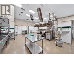 102 8828 Heather Street, Vancouver, BC V6P3S8 Photo 6