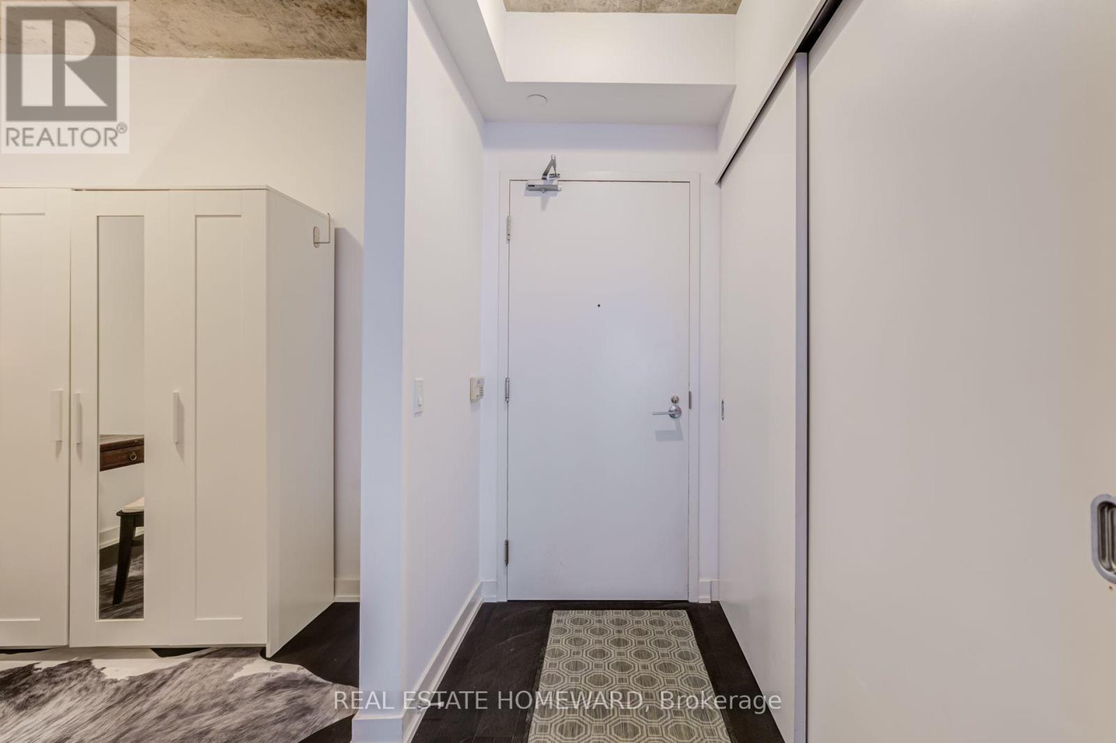 #515 1030 KING STREET W - 12