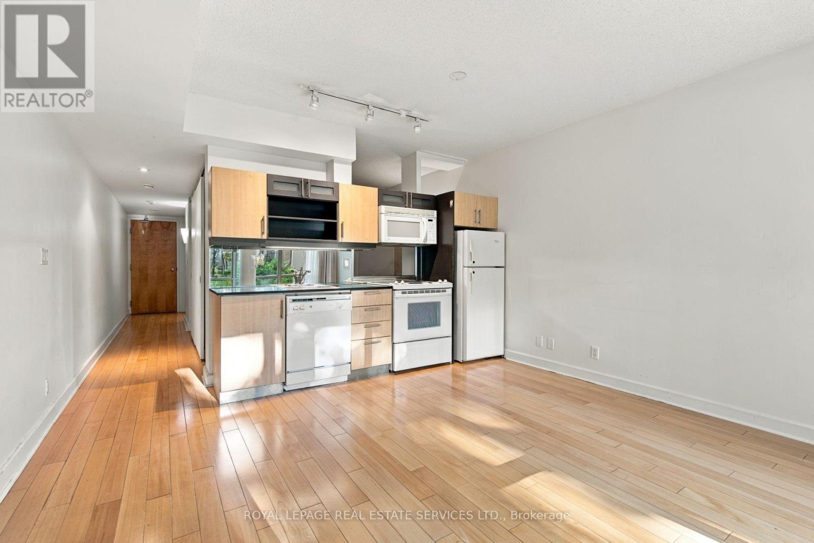 M-18 - 350 WELLINGTON STREET W, Toronto (Waterfront Communities) — photo 9
