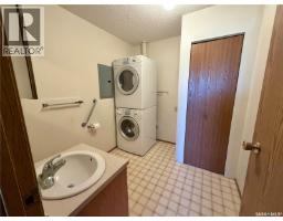 301 305 1st Street W, Rosetown, SK S0L2V0 Photo 19