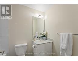 903 - 2055 Danforth Avenue, Toronto, ON M4C1J8 Photo 16