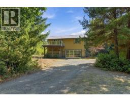 3060 Thorpe Rd, Qualicum Beach, BC V9K1Z7 Photo 11