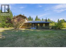 3060 Thorpe Rd, Qualicum Beach, BC V9K1Z7 Photo 13