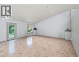 3060 Thorpe Rd, Qualicum Beach, BC V9K1Z7 Photo 21