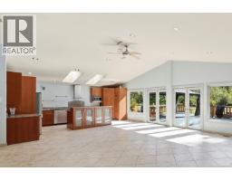 3060 Thorpe Rd, Qualicum Beach, BC V9K1Z7 Photo 25