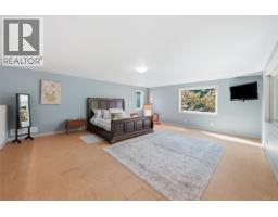 Bathroom - 3060 Thorpe Rd, Qualicum Beach, BC V9K1Z7 Photo 6