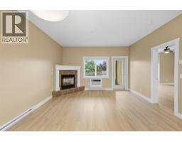Full ensuite bathroom - 1125 Bernard Avenue Unit# 302, Kelowna, BC V1Y6R3 Photo 6