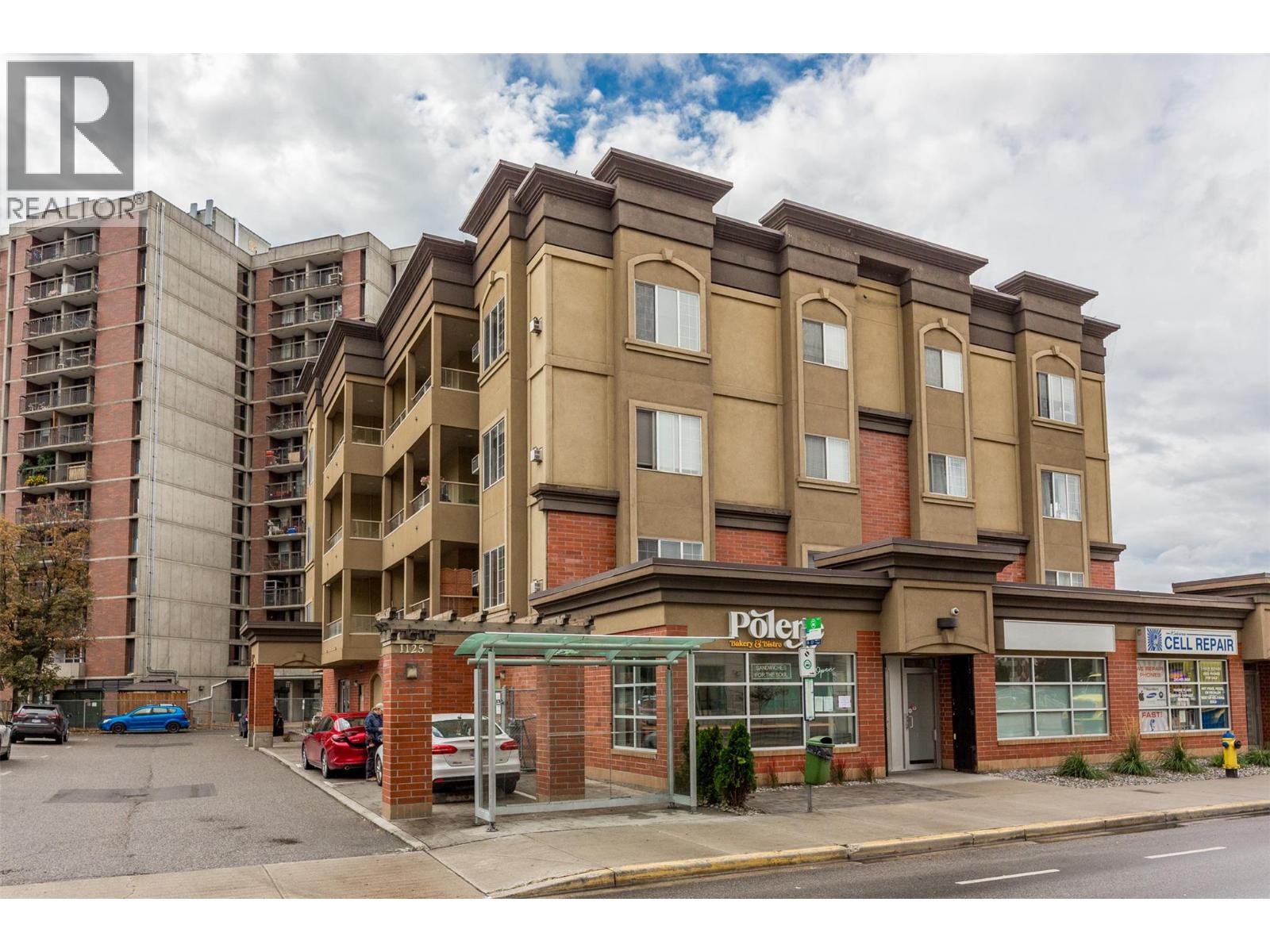 302 1125 Bernard Avenue, Kelowna