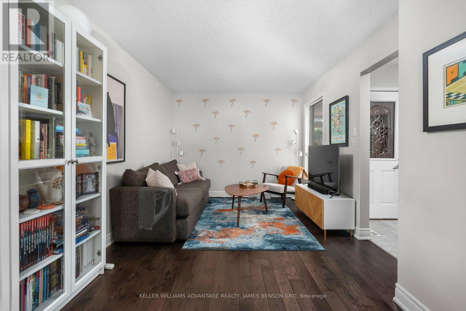 38 WHITE BOULEVARD - 17