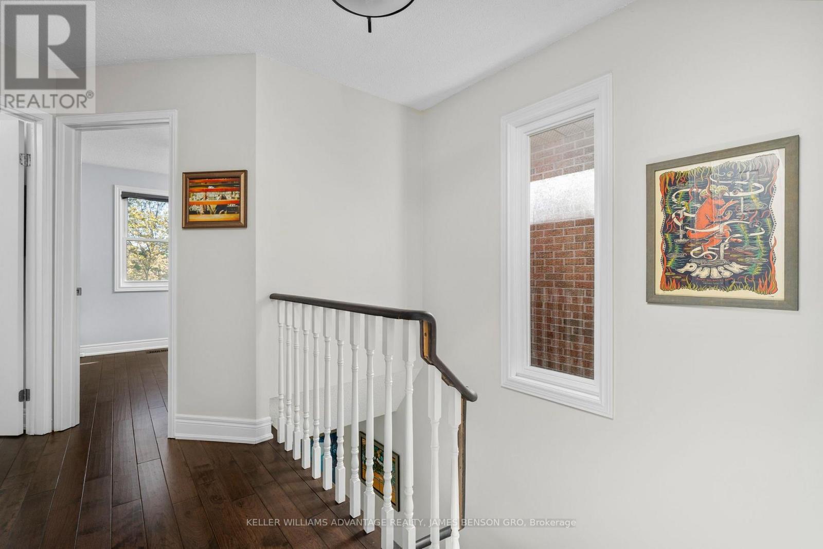38 WHITE BOULEVARD - 22
