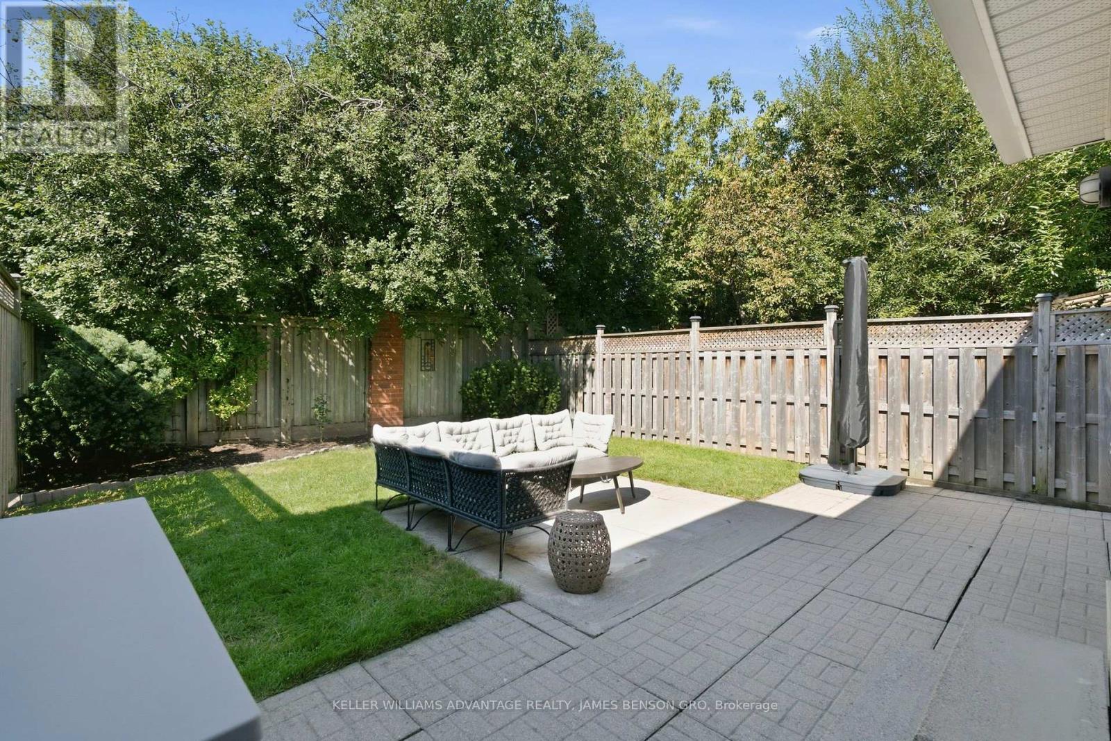 38 WHITE BOULEVARD - Image 40