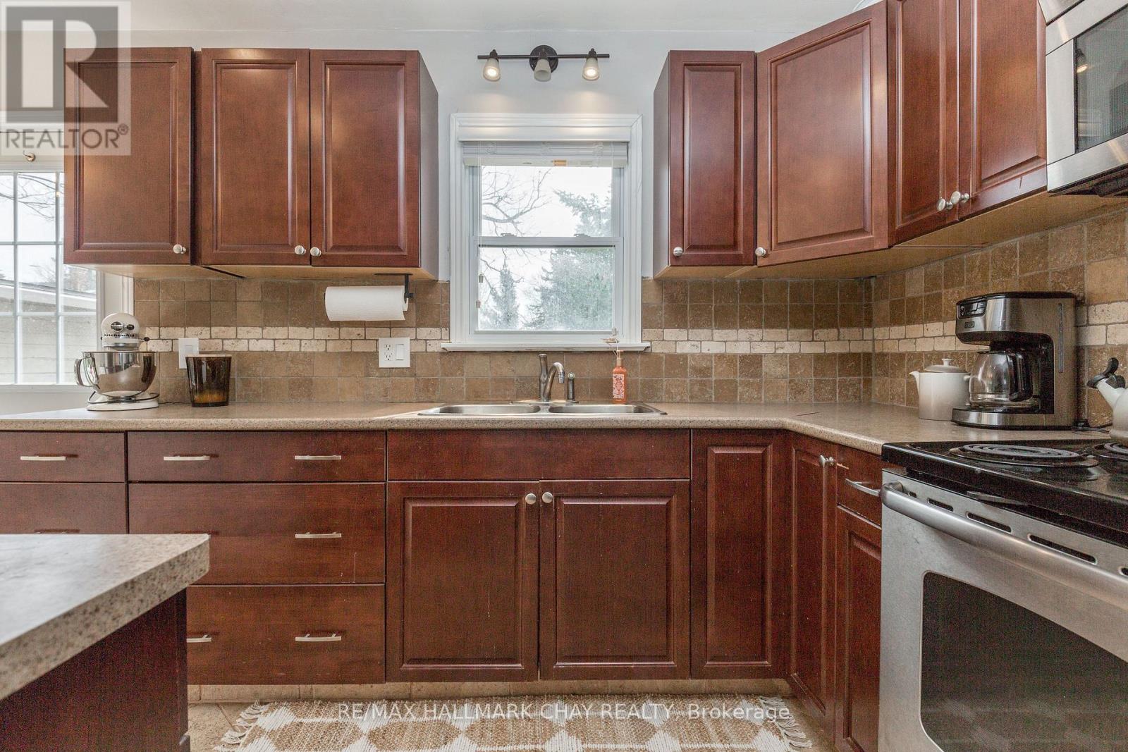 177 DUCKWORTH STREET, Barrie (Codrington) — photo 11