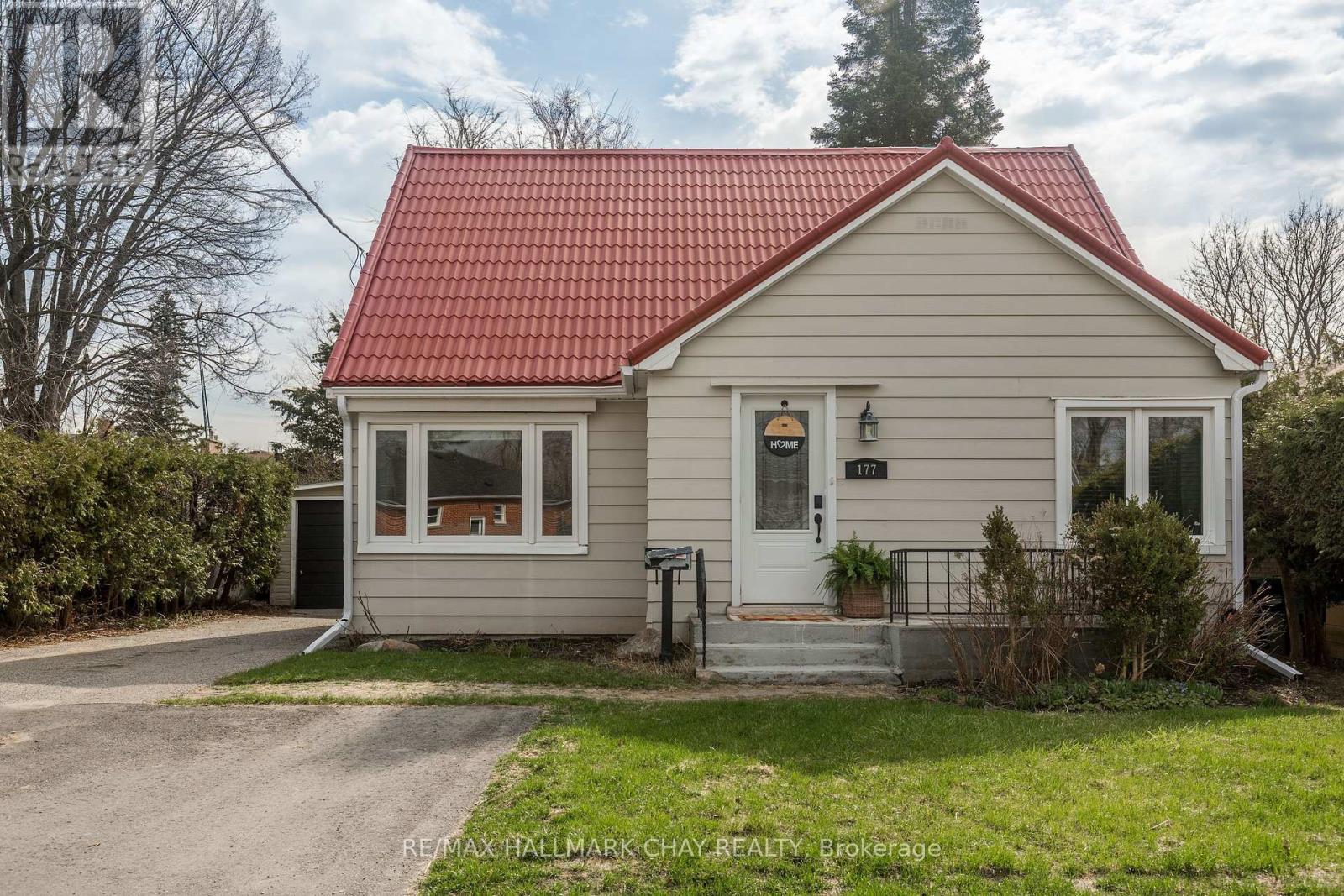 177 DUCKWORTH STREET, Barrie (Codrington) — photo 2