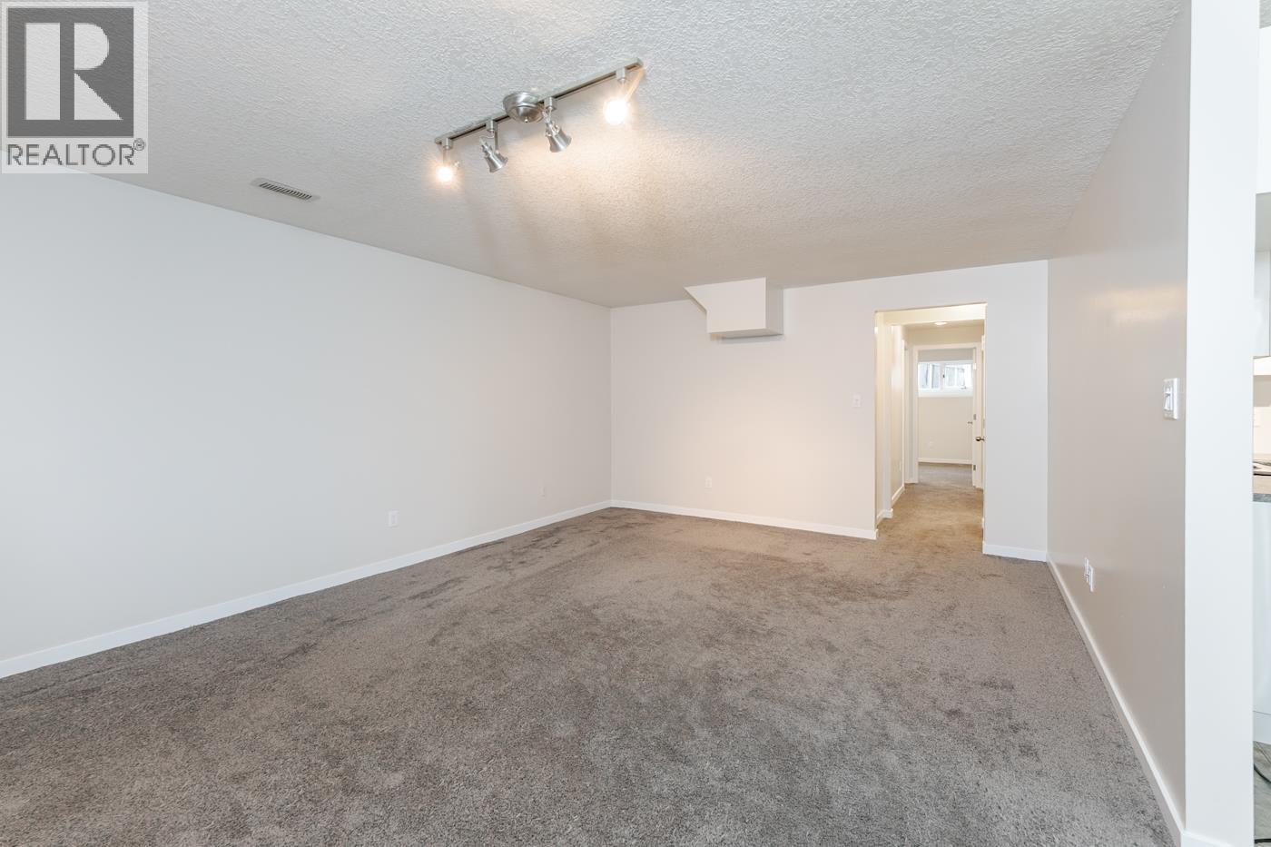 2864 CALHOUN CRESCENT - 26