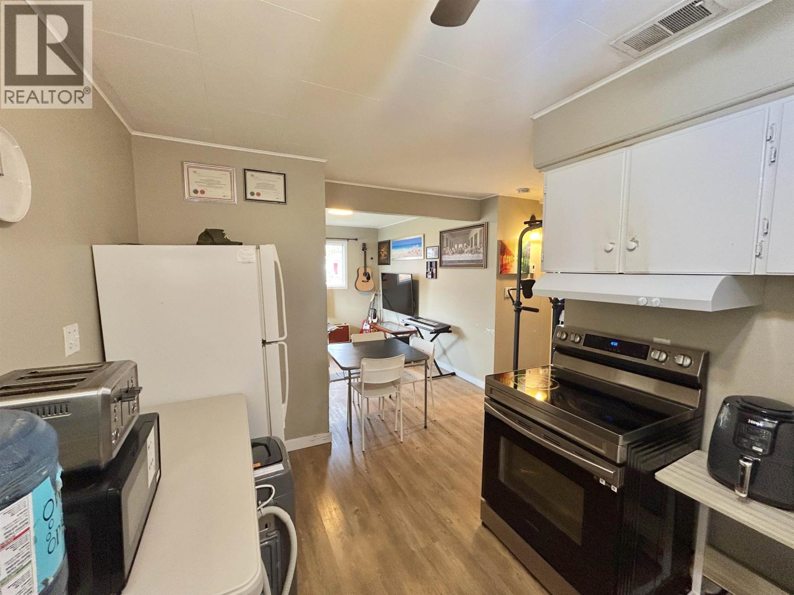 #491 497 WEBSTER AVENUE - 10