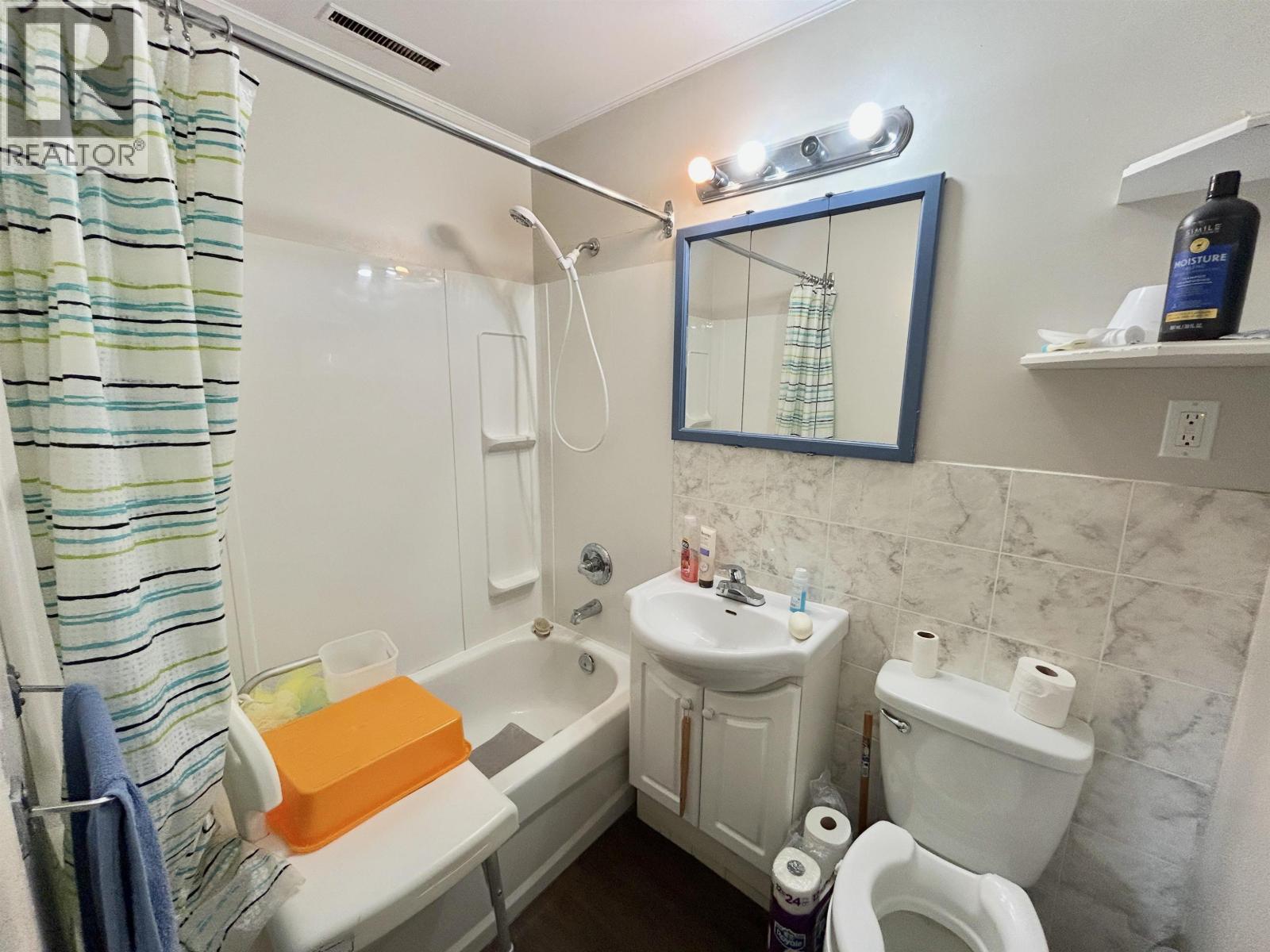 #491 497 WEBSTER AVENUE - 23