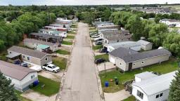 1 Parkwood Street, Morden, MB R6M0A8 Photo 6