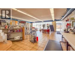 3837 97 Highway N, Kelowna, BC V1X5C3 Photo 31
