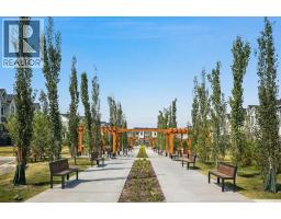 423, 255 Les Jardins Park SE - photo 32