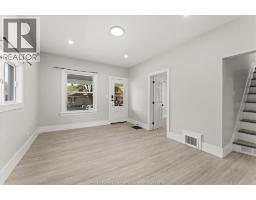 3pc Bathroom - 371 Curry, Windsor, ON N9E2B6 Photo 11