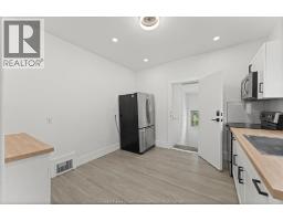3pc Bathroom - 371 Curry, Windsor, ON N9E2B6 Photo 12