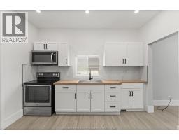 371 Curry, Windsor, ON N9E2B6 Photo 14