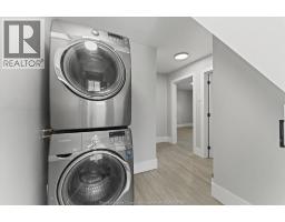 371 Curry, Windsor, ON N9E2B6 Photo 27